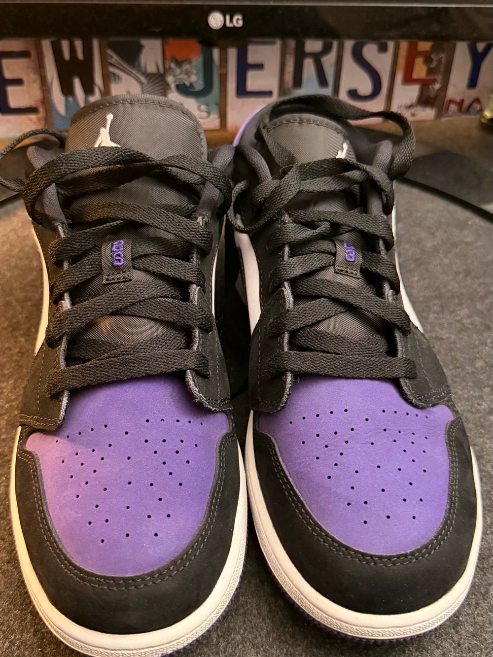 Jordan 1 Low Court Purple